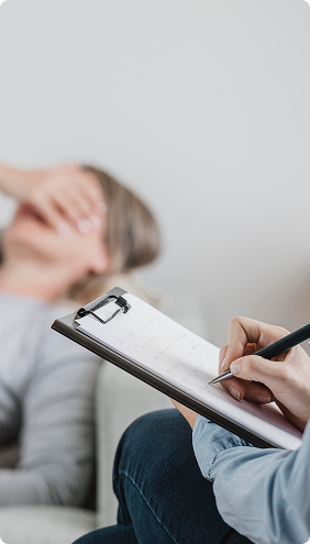 adult-woman-therapy-session